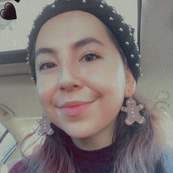 Meet your Posher, Clarissa - Picture 1 of 1